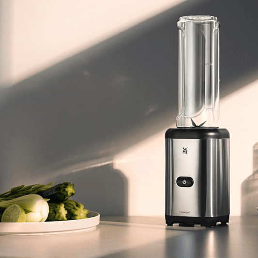WMF Smoothie Maker mit Tritan‑To‑Go‑Flasche – kompakter Mixer für unterwegs - Kokoswelt